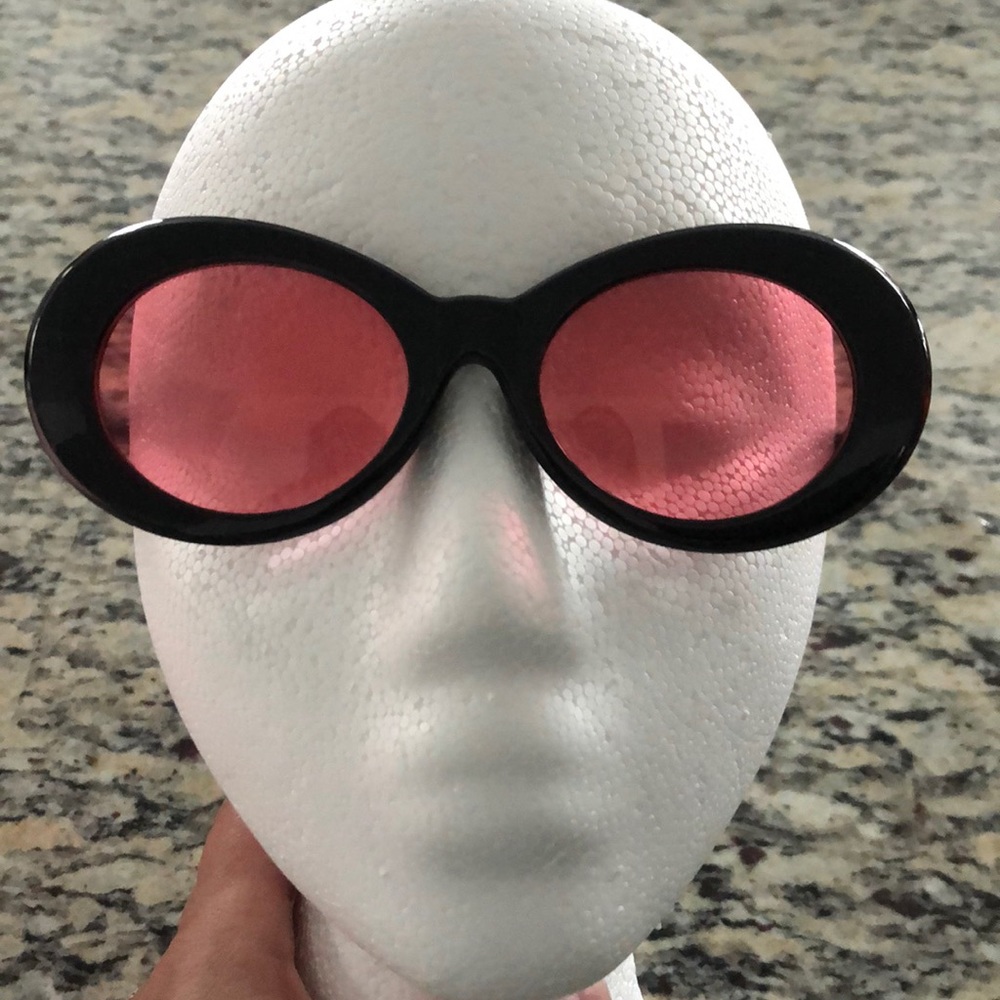NWOT sunglasses